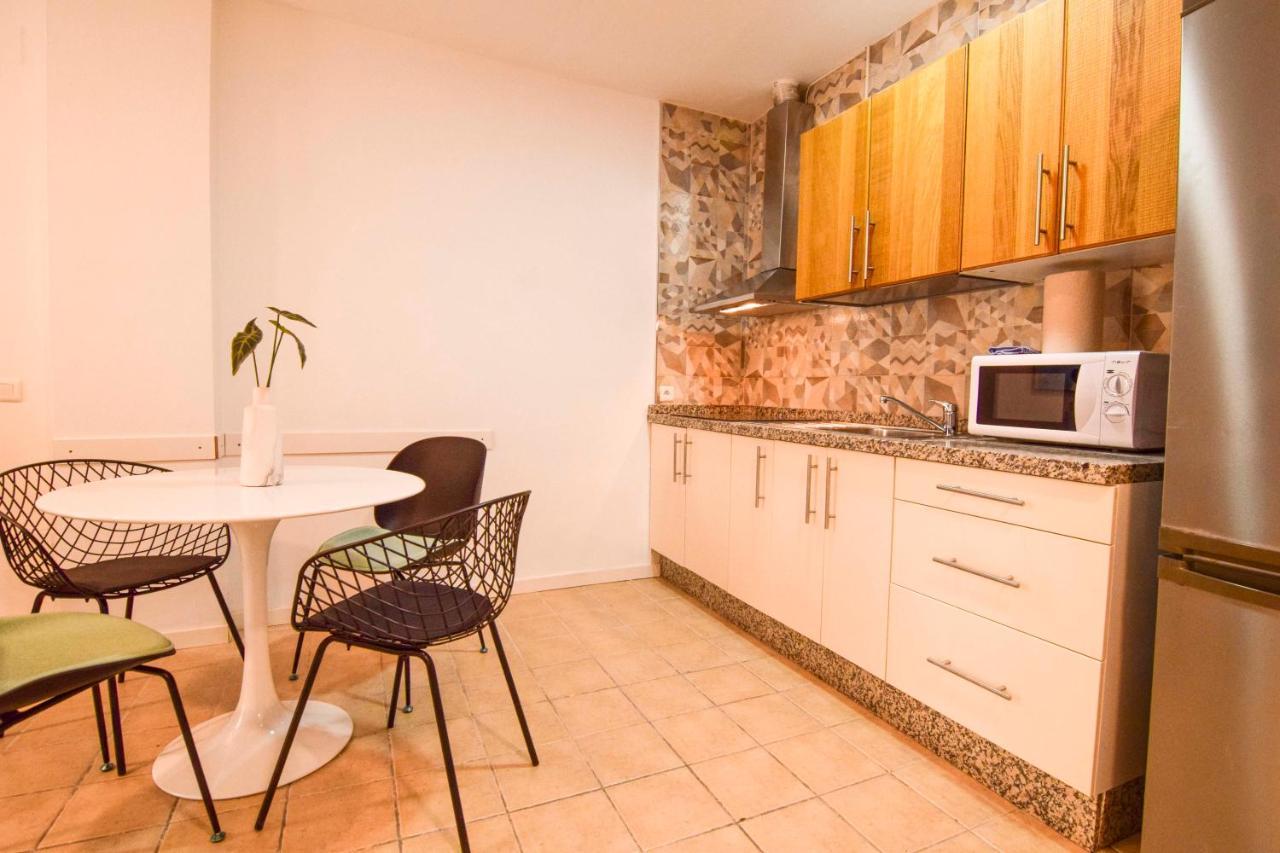 Letmalaga Economy Young Clemens Apartamento Málaga